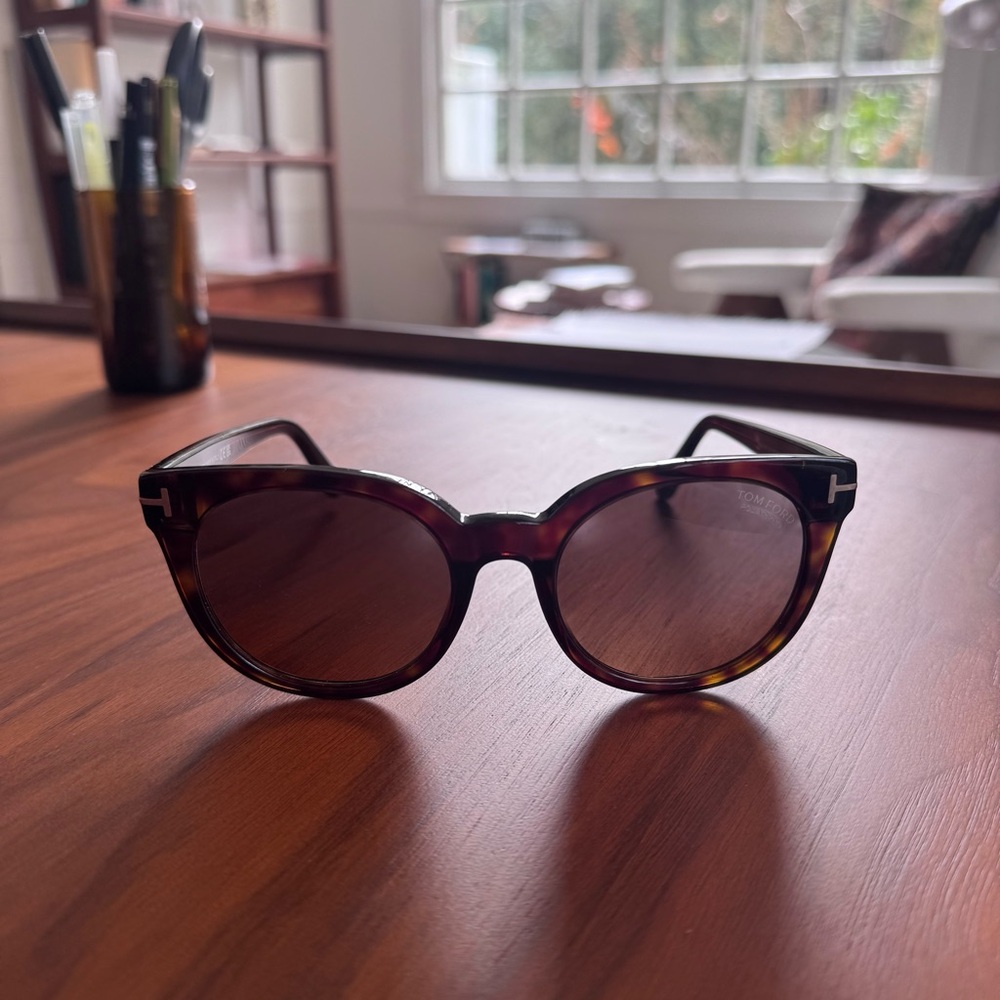 Like New Tom Ford Brown Sunglasses Original